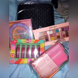 Makeup and makeup case